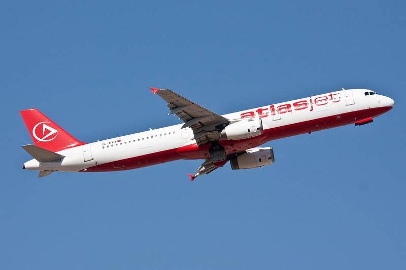 Take off/A321/AtlasJet/Trkei/Antalya (LTAY/AYT). 

