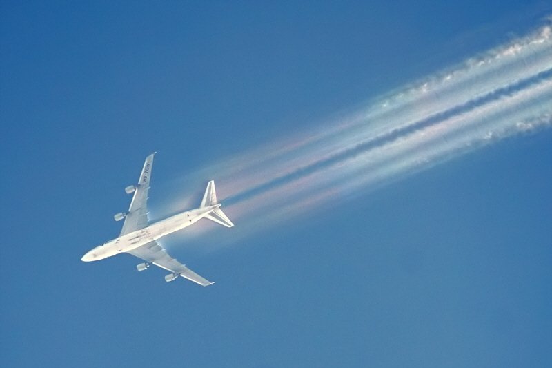 Thai Airways B747-4D7, Inflight over Luxembourg Airport, 29.08.2007 (EOS350D + Sigma 50-500)
