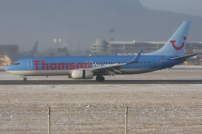 Thomsonfly, G-FDZF, Boeing, B737-8K5, 10.01.2009, SZG, Salzburg, Austria