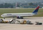 Delta Air Lines, N198DN, Boeing 767-300 ER, 2009.09.25, STR, Stuttgart, Germany