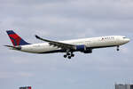 Delta Air Lines, N801NW, Airbus A330-323X, msn: 524, 18.Mai 2023, AMS Amsterdam, Netherlands.