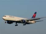 Delta Air Lines Boeing 767-3P6(ER)am Morgen des 9.8.2010.