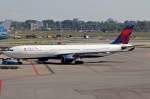 Delta Airlines N810NW in Amsterdam 17.5.2014