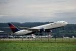 Delta Airlines, Boeing 767-332/ER, N184DN.