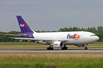 Federal Express, N451FE, Airbus A310-222F, msn: 303, 22.Juni 2009, BSL Basel, Switzerland.