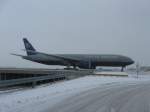 United Airlines Boeing 777-222 N773UA Flughafen Mnchen 11.02.2010