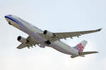 China Airlines, B-18303, Airbus A330-302, msn: 641, 18.April 2014, HKG Hong Kong.