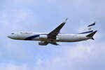 4X-EHH , El Al Israel Airlines , Boeing 737-958ER(WL) , 22.05.2022 , Berlin-Brandenburg  Willy Brandt  , BER , 