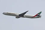 Emirates, A6-EGF, Boeing B777-331HER, msn: 38987/961, 06.Februar 2026, DXB Dubai, VAE.