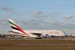 Airbus A 380 beim Start vom Mnchner Airport am 03.November 2012.