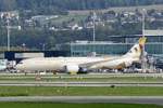 B787-9 Dreamliner (B789) A6-BLU von Etihad rollt am 15.9.18 zu seiner Startbahn in Zürich.