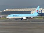 Korean Air, HL7726, Boeing 737-900, Busan-Gimhae Airport (PUS), 20.5.2016