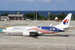 Malaysia Airlines B737-8H6 (9M-MSE) nach der Landung als Flug MH 786 von KUL am 04.April 2023 in HKT.