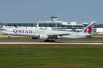 Qatar Airways Boeing B777-3DZ(ER) A7-BAO, cn(MSN): 36011,
Flughafen München, 20.08.2018.