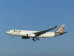 Fiji Airways, Airbus A 330-200, DQ-FJV vor der Landung in Nadi (NAN/NFFN) am 7.8.2025