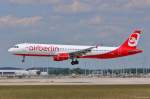 D-ABCK / Air Berlin / A321-211 in MUC vor der Landung aus Antalya (AYT) 03.07.2014