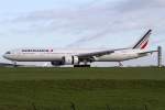 Air France, F-GZNH, Boeing, B777-328ER, 23.10.2013, CDG, Paris, France 



