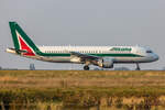 Alitalia, EI-IKB, Airbus, A320-214, 10.10.2021, CDG, Paris, France