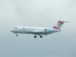 Eine Fokker F-100 der Austrian Arrows im Landeanflug auf Dsseldorf Airport am 22.03.2008