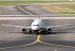 Boeing 737 Frontansicht der  dba  - D-ADIA in Dsseldorf am 08.09.2005