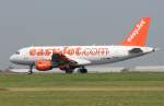 Easyjet A 319-111 G-EZIC beim Start in Berlin-Schnefeld am 10.06.2010