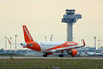 Easyjet Europe, Airbus A 320-214, OE-IZP, BER, 04.06.2022