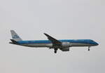 KLM-Cityhopper, ERJ-195 E2, PH-NXC, BER, 27.07.2025