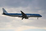 KLM-Cityhopper, ERJ-195 E2, PH-NXY, BER, 21.09.2025