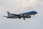 KLM-Cityhopper, ERJ-190-100STD, PH-EZE, BER, 21.09.2025