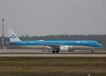 KLM-Cityhopper, ERJ-195 E2, PH-NXW, BER, 12.04.2026