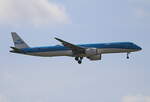 KLM-Cityhopper, ERJ-195 E2, PH-NXN, BER, 08.06.2026