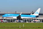 PH-BXW , KLM Royal Dutch Airlines , Boeing 737-8K2(WL), Berlin-Brandenburg  Willy Brandt  , BER , 07.10.2021 , 
