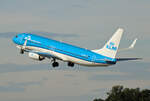 KLM, Boeing B 737-8K2, PH-BXL, BER, 02.10.2021