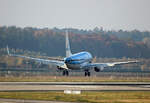 KLM, Boeing B 737-7K2, PH-BGK, BER, 31.10.2021