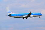 PH-BXT , KLM Royal Dutch Airlines , Boeing 737-9K2(WL) ,  24.04.2022 , Berlin-Brandenburg  Willy Brandt  , BER , 