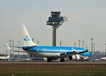 KLM, Boeing B 737-8K2, PH-BXE, BER, 17.04.2022
