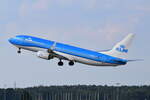 PH-BXM , KLM Royal Dutch Airlines , Boeing 737-8K2(WL) , Berlin-Brandenburg  Willy Brandt  , BER , 25.09.2022 ,