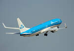 KLM, Boeing B 737-8K2, PH-BXF, BER, 09.06.2023