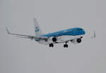 KLM, Boeing B 737-8K2, PH-BGB, BER, 20.10.2024