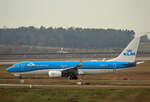 KLM, Boeing B 737-8K2, PH-BXV, BER, 16.02.2024