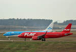 KLM, Boeing B 737-8K2, PH-BXV, PLAY, Airbus A 320-251N, TF-PPF, BER, 16.02.2024