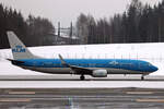 KLM Royal Dutch Airlines, PH-BXE, Boeing B737-8K2, msn: 29595/552,  Havik / Hawk , 25.Februar 2024, OSL Oslo, Norway.