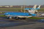 PH-KCB KLM Royal Dutch Airlines McDonnell Douglas MD-11        30.11.2013

Amsterdam-Schiphol