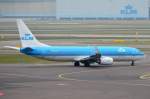 PH-BGC KLM Royal Dutch Airlines Boeing 737-8K2(WL) zum Start in Amsterdam am 14.03.2015