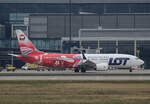 LOT, Boeing 737 MAX 8, SP-LVL, BER, 12.04.2026