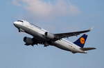 Lufthansa, D-AIUV, Airbus A320-214(SL), gestartet in Köln-Bonn (CGN/EDDK) nach München (MUC).