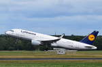 D-AIZP Lufthansa Airbus A320-214(WL)  Plauen   , TXL , 22.08.2017