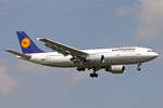 Lufthansa, D-AIAZ, Airbus A300-605R, msn: 701, 19.Mai 2005, FRA Frankfurt, Germany.