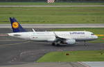 Lufthansa, D-AIUQ, MSN 6947, Airbus A 320-214 (SL), 03.10.2017, DUS-EDDL, Düsseldorf, Germany (Sticker: Happy Brithay 25 Years Munich Airport) 