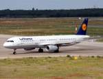 Lufthansa A 321-131 D-AIRL  Kulmbach  bei der Ankunft auf dem Flughafen Berlin-Tegel am 26.07.2009